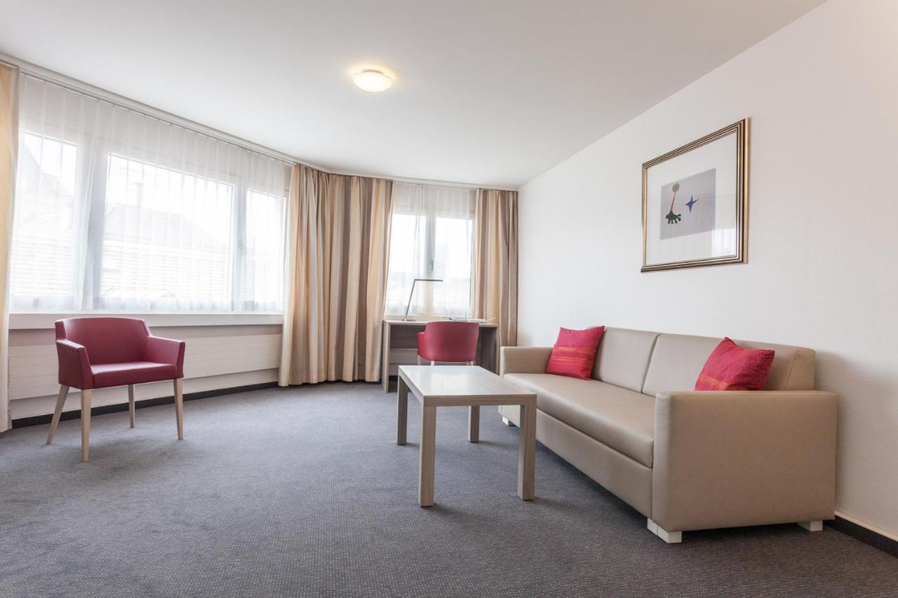 Ema House Serviced Apartments Aussersihl Цюрих Экстерьер фото