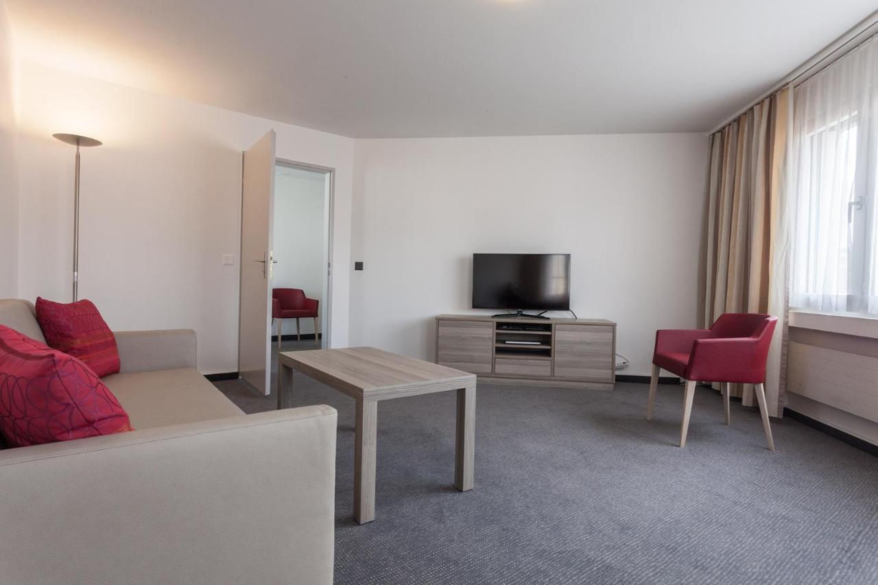 Ema House Serviced Apartments Aussersihl Цюрих Экстерьер фото