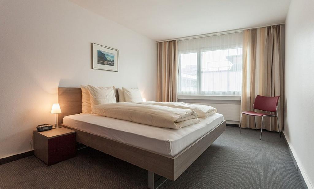 Ema House Serviced Apartments Aussersihl Цюрих Экстерьер фото